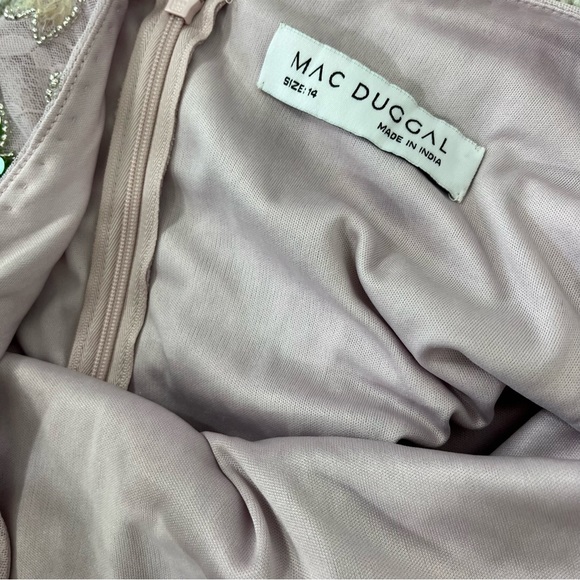 Mac Duggal Embellished Lace Sleeveless V-Neck Gown Lilac Multi 10893 - Picture 8 of 14